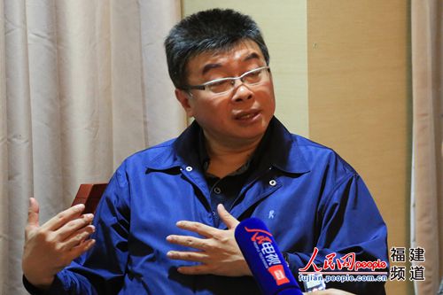 ����ר��̨��֪��ѧ�����㣺��̨����δ�������ǳ������κ�����