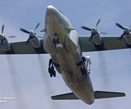 �й���������ս�ɻ��ٴ��ع�