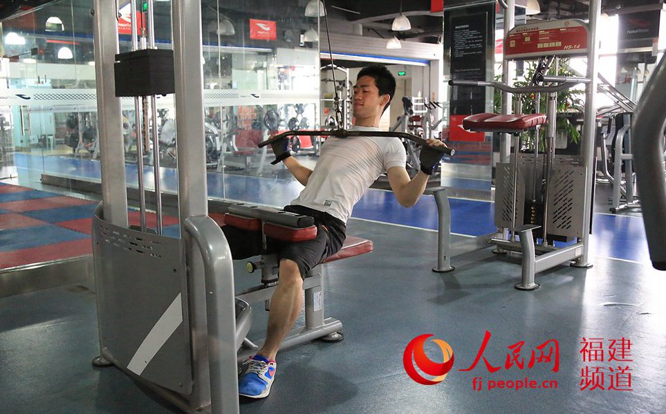 ����רҵ��ҵ������ϲһֱ��ֽ��������ʽ�����ִ���������������෽���ѹ�����ʵ����˶���ʵ��һ�����Ե��滺��ʽ��С��˵