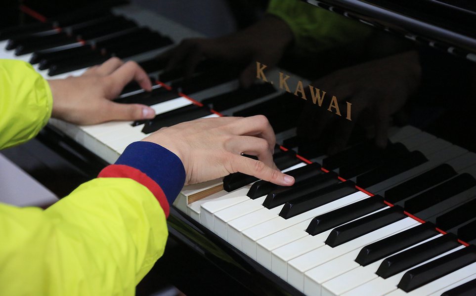 ����İ��������ʱ����ܲ���Եò���ô���ڣ�����������ָ���ϸ��ټ��̣��ͷ·���һ���ˡ�