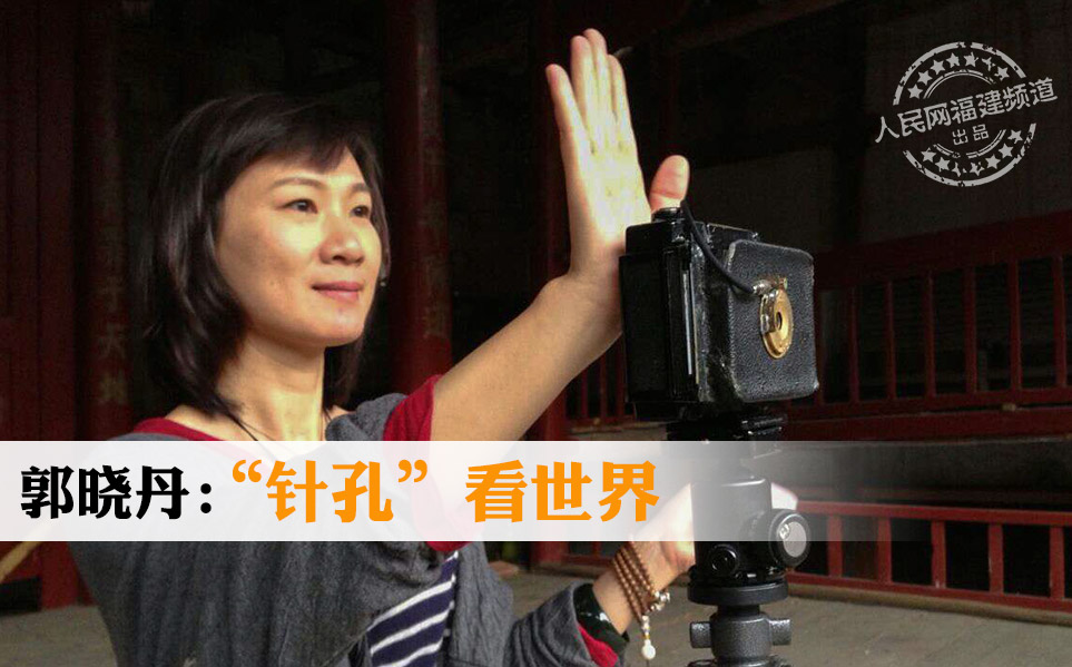 ����������Ӱ�����������������Ƭ����������ֻ����ܹ��ǳ����������������Ƭ����Ҳ��һȺ�ˣ����Ǹ�ϲ���ع顰ԭʼ��������С�׳���ԭ�����ȴ��㹻�����ع�ʱ��ȥ���һ�����ʵġ�������������Ƭ��������������Ⱥ�����Ӱʦ�е�һԱ������û��������ʾ����û��ȡ������������������ֻ��ƾ�Լ��ľ�������ͼ����������Ӱ��Ƭ�ʸߣ��������ѵ����⣬��������û�����ùģ������뷨�ܵ�����ֻϣ���Լ��������������һ��·��������һ�㣬���ֶ�һ�㡣���ڡ��������������߽������Ӱʦ�����������ġ�������硱��