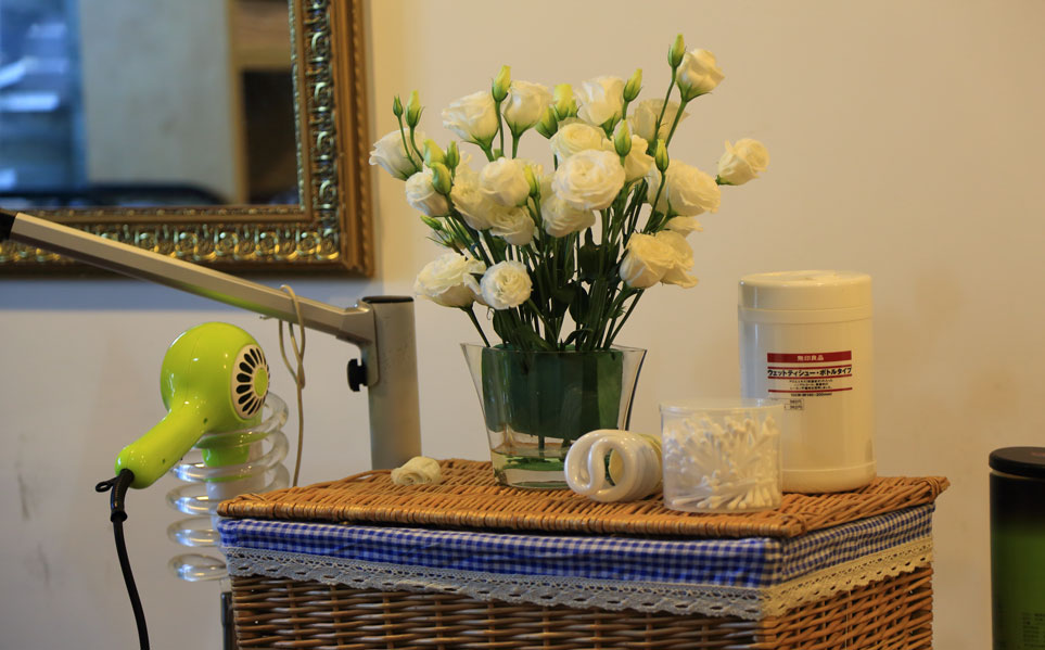 Ϊ��Ӫ��������ܰ�Ļ�����Ħɭ��ר�Ŷ������ʻ����·���ÿ�ܶ�����ר�˸��ݹ����ҵĻ������䲻ͬƷ����ʽ���ʻ�����װ�Ρ�