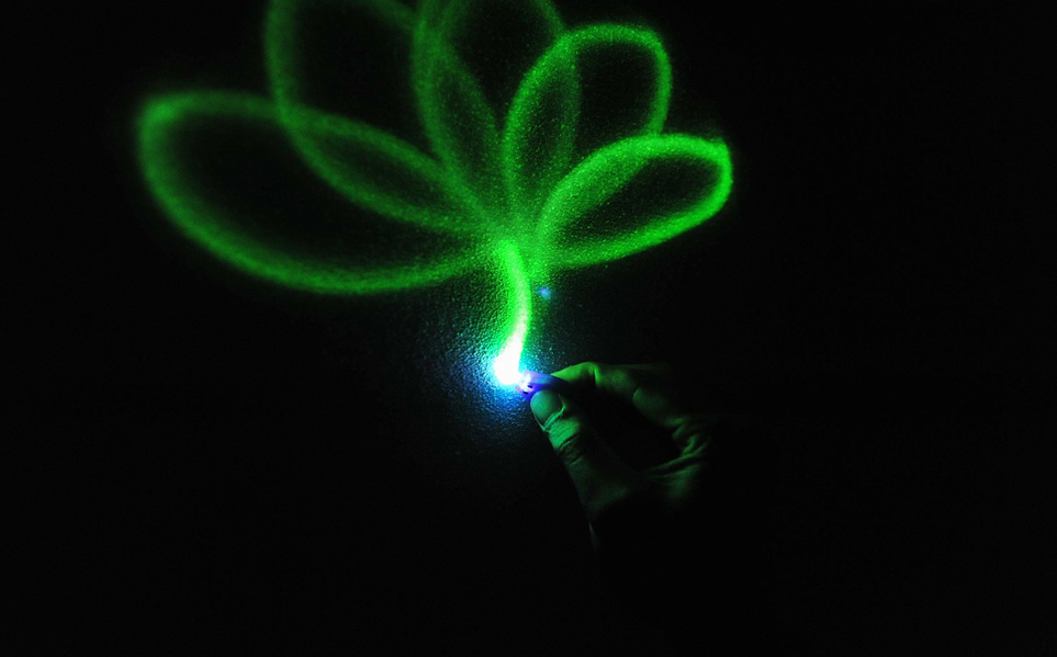 �ڱ���������������һ�ֺ�ɳ�����Ƶı��ݡ���Ӱ����