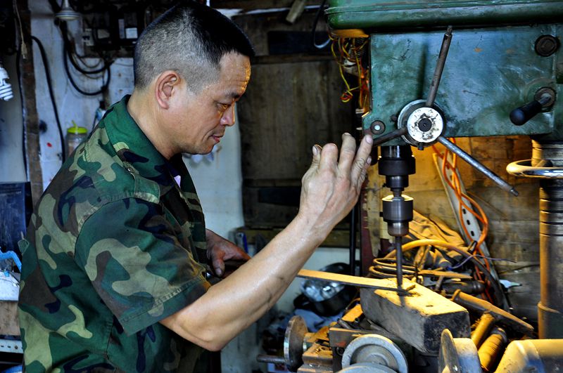      �ܶ����ܣ�ֻ�ܿ����Զ���ȥ���֡������ﻹ��һ��С����̨��˭�����ã��������ŷ�������ת���������˻�Ŷ��