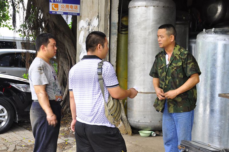      ���æ�������ˣ�ӥ�����û�м��ӣ��ܺ�˵�����ͻ������ã���ʱ���Ž����ӣ�ӥ�綣������ֵܣ�̬��һ��Ҫ�ã���Ҫ��Ǯ���ú��أ��˼���Ȼ����㿴�ú��أ�