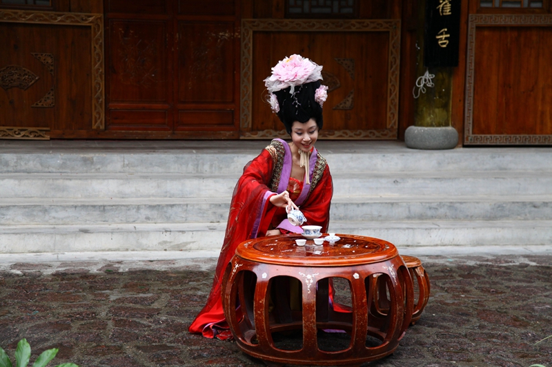 ����һ������������һ�ּ��У�����һ����ҫ�����۲���ݽ��������⾳������ױ�ݵĽ��첻��ץ������ʱ������̨����ϰ������˵����Ȼ������Ա���ԣ���Щ����������Ϥ�����ˣ������ڹ���ȷʵո�µ�ӡ��