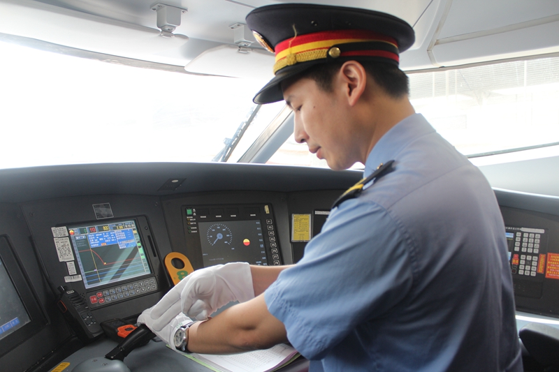 ������˾����ͬ��Ϊ��ȷ��������ȫ���У������ϵͳΪ����˾��ר�Ŷ����ˡ��ֱ��ۿ����ı�׼����ҵ����Ӧ��˾�����������й����У�����Ҫ������λ����Ҫ���������׼ȷ������