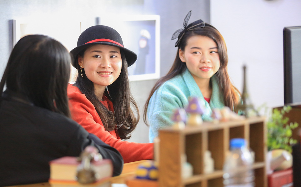 ��Ͼ��ʱ�����Ļ�͵�Ա������һ�������ĵã����������ĵ���Ƭ