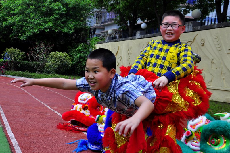 ��ʨ�ؼ������������񹦡�