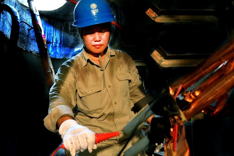 ����������Ե���飬�ϰ������ء�