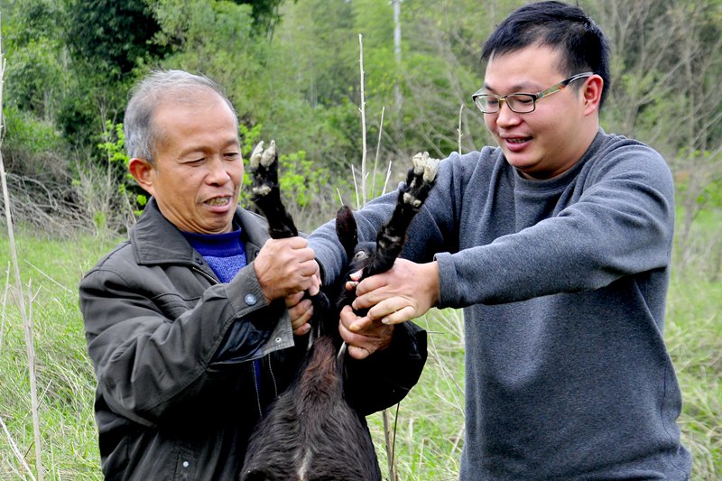 ��ѧ��ҵ�μӹ����Ķ���һ�лؼҾ�ϲ�����æ�� ��¡�� ��