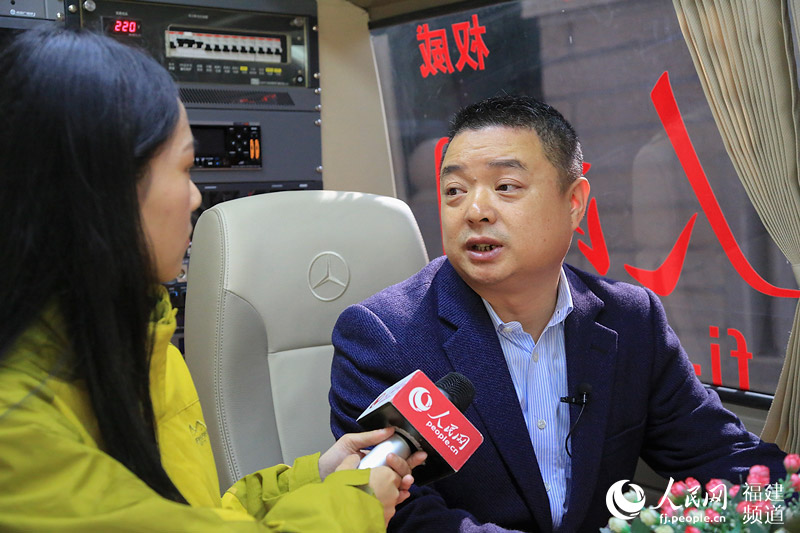 1.�֫ج٤H�j�N���B�ʦ����Ϩ_���j�H���ҩe�ѰO�B���D���d���{���ȥ����m���ʺt���ǡn�C �Q�a�~��