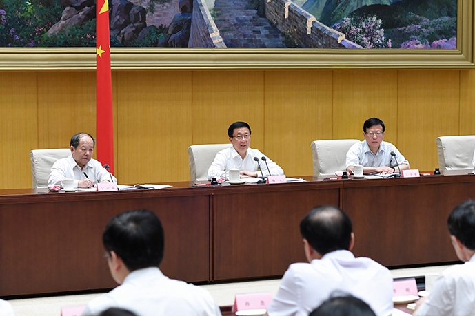 韓正：堅持科學依法創新為民普查 高質量高水平完成普查任務