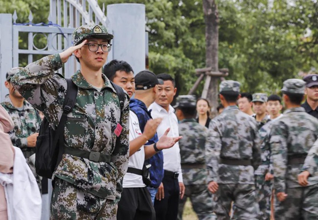 匯報會現場。集美大學供圖