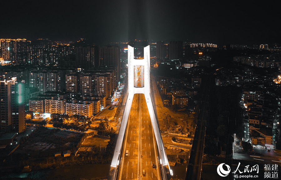 龍岩大橋全線通車。中建橋梁供圖