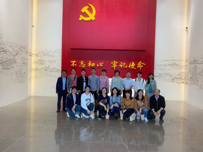 福建商學院馬克思主義學院開展主題黨日活動。福建商學院供圖