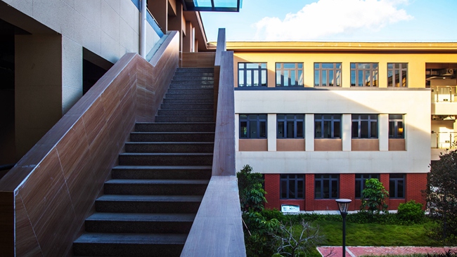 ����ѧԺ��У�����ҡ�����ѧԺ��ͼ