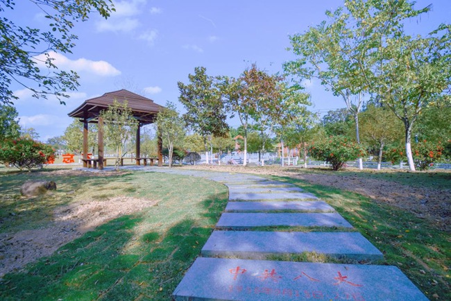 ���������̡�С������������ְҵѧԺ��ͼ