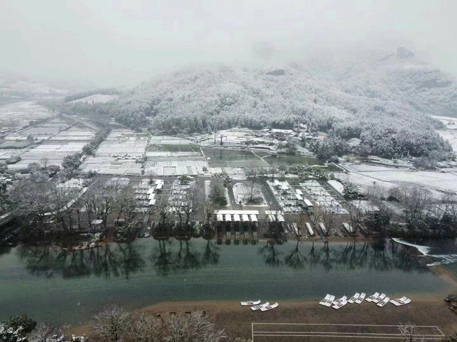 武夷山春雪。鄭國虎攝