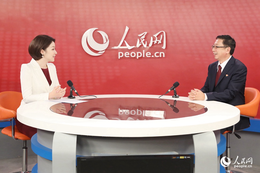 福建省公路事業發展中心主任胡玉庫接受人民網專訪。人民網蘭志飛攝