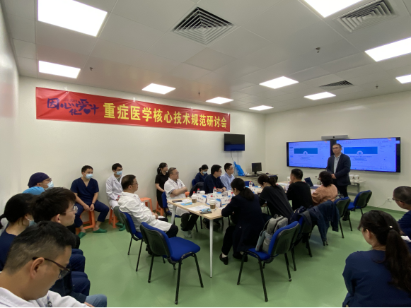 “於榮國主任團隊專家工作室”赴廈門醫學院附屬第二醫院開展學術交流活動。福建省立醫院供圖