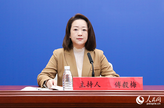 福建省委宣传部对外新闻处副处长 傅毅梅