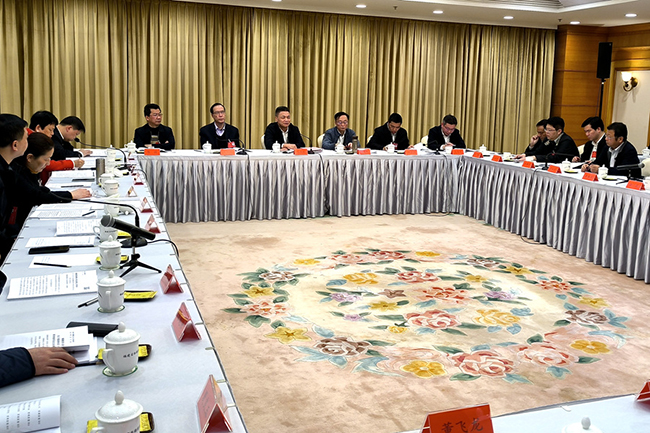分组协商现场。邹家民摄