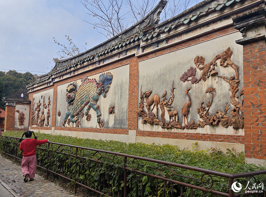 開元寺內的“麒麟壁”。人民網 黃東儀攝