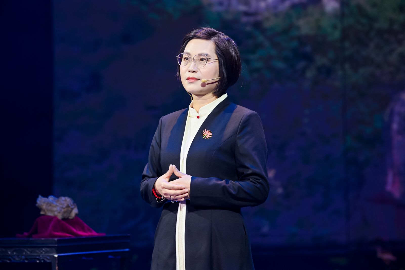 泉州市文旅局党组书记、局长,市文物局局长吕秀家现场讲述。泉州广播电视台供图