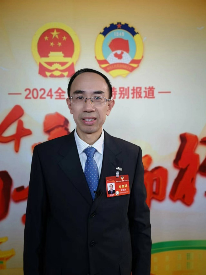 全國政協委員、民革中央委員、福建師大外語學院院長葛桂錄。受訪者供圖