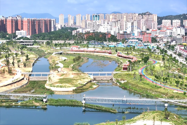 惠安“城市绿肺”——东湖公园。惠安县融媒体中心供图
