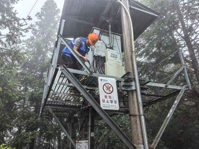 抢修基站线路故障