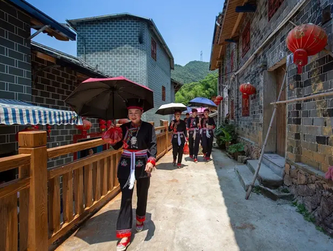 八都镇猴盾村。李在定摄