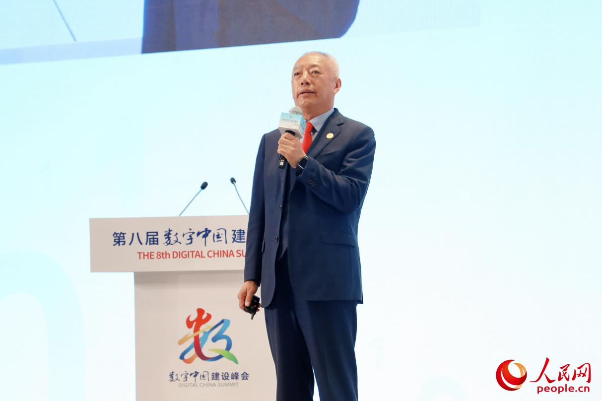 中国工程院院士凌文在分论坛上发言。人民网 李唯一摄