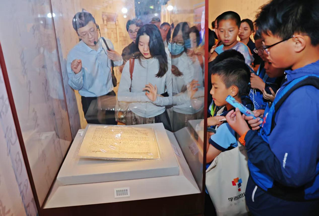 “国家宝藏”特展吸引众多观众。主办方供图