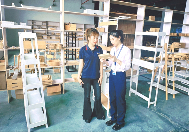厦门国际银行南平分行员工深入企业了解金融服务需求