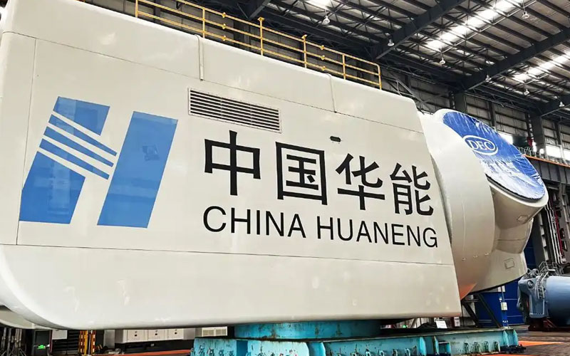 全球最大直驅型漂浮式風電機組在福建福清下線