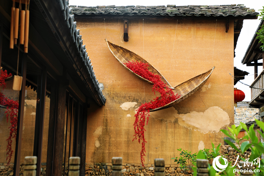 三洲村一角。人民网 李唯一摄