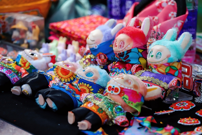 充满惠安特色的手工制品