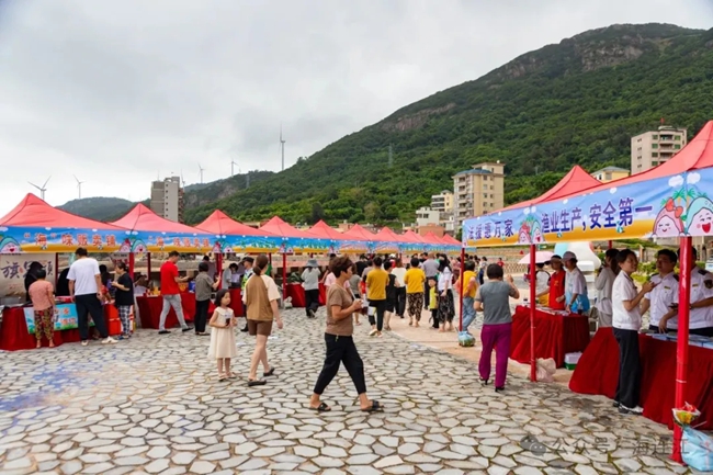 海上党群服务集市