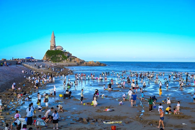 下沙海滩人气满满