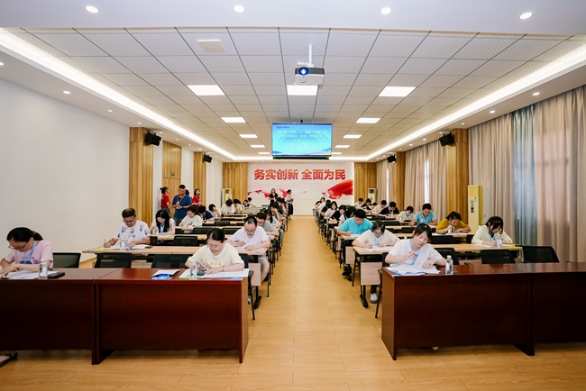 理論考試現場。廈門市政環科公司供圖