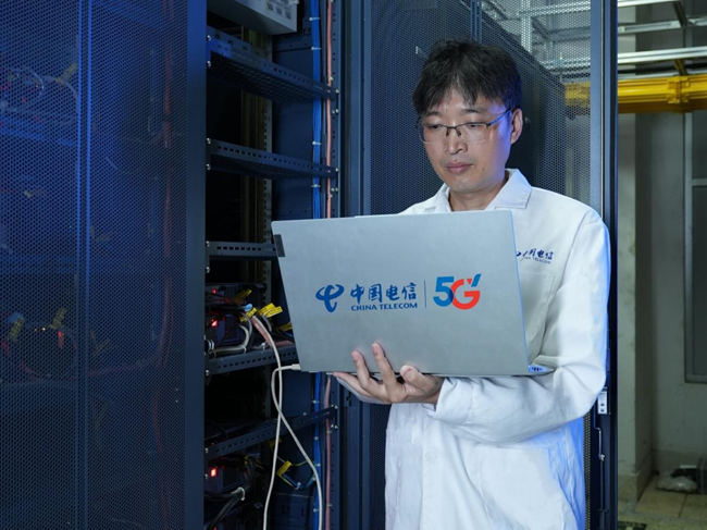 林实践在机房开展日常云网运维