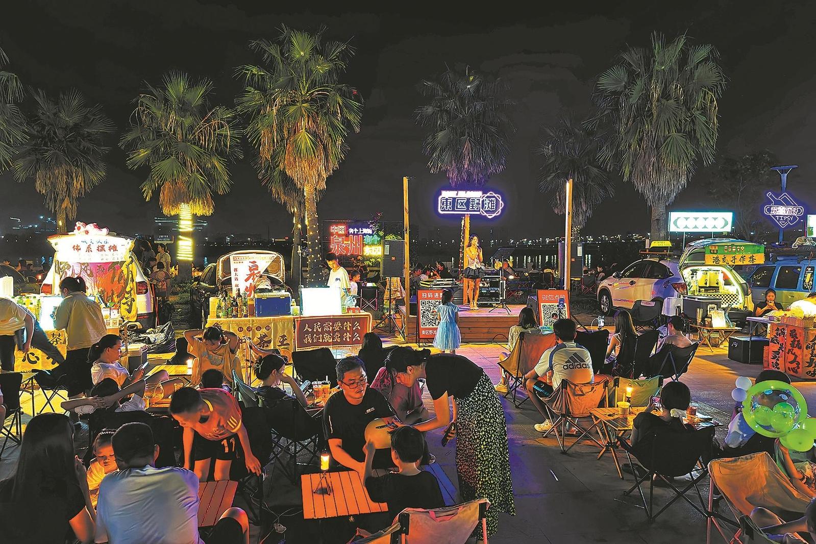 豐澤區東區野灘夜市。陳曉東攝