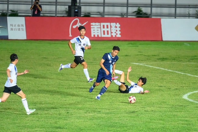 “莆超”决赛现场激烈角逐。蔡昊摄