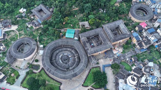 永定土楼。人民网记者 李昌乾摄