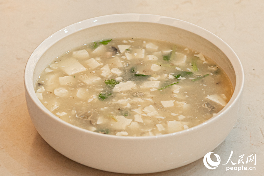 平湖豆腐汤。实习生 郑舒尘摄