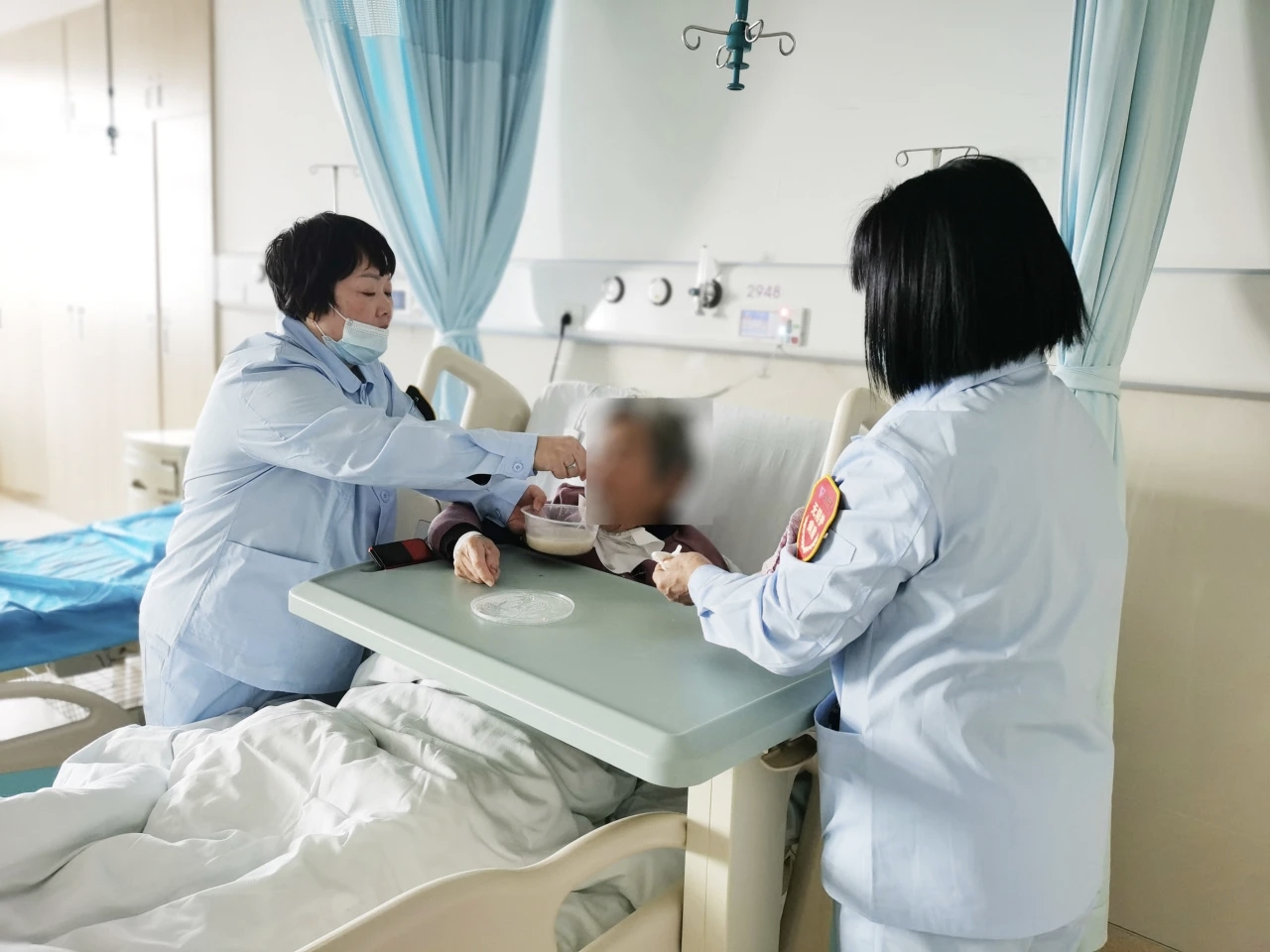 “專業照護”代替“家屬陪伴”