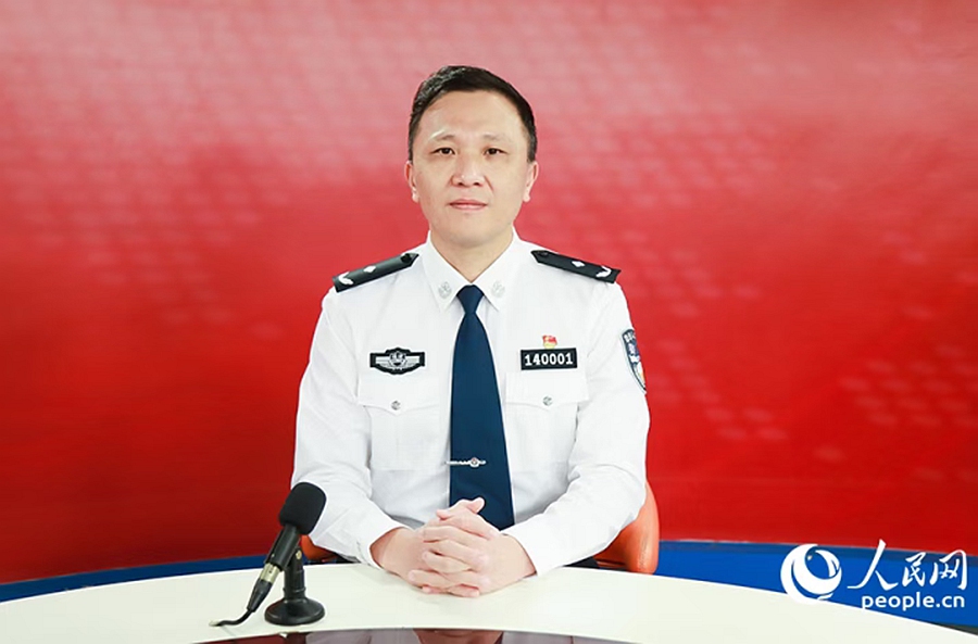 福州市公安局晉安分局局長林偉接受人民網專訪。人民網記者 陳永整攝