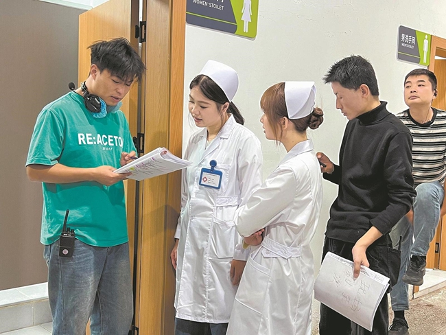 短劇《誘人的她》劇組入駐百崎兩岸微短劇產業園並同步開機